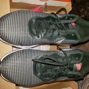 Women's Nike LD Runner SE